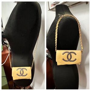 Authentic Chanel Caviar Beige Leather  Mini Woman Wallet WOC
